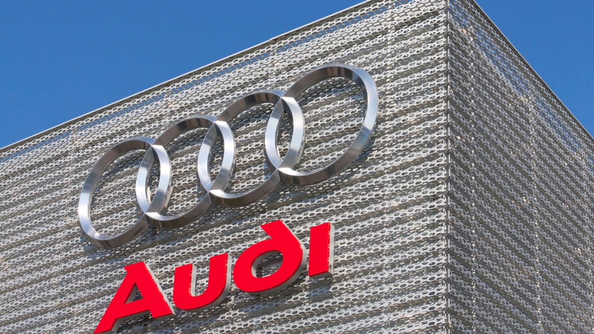 Audi: fachada de fábrica
