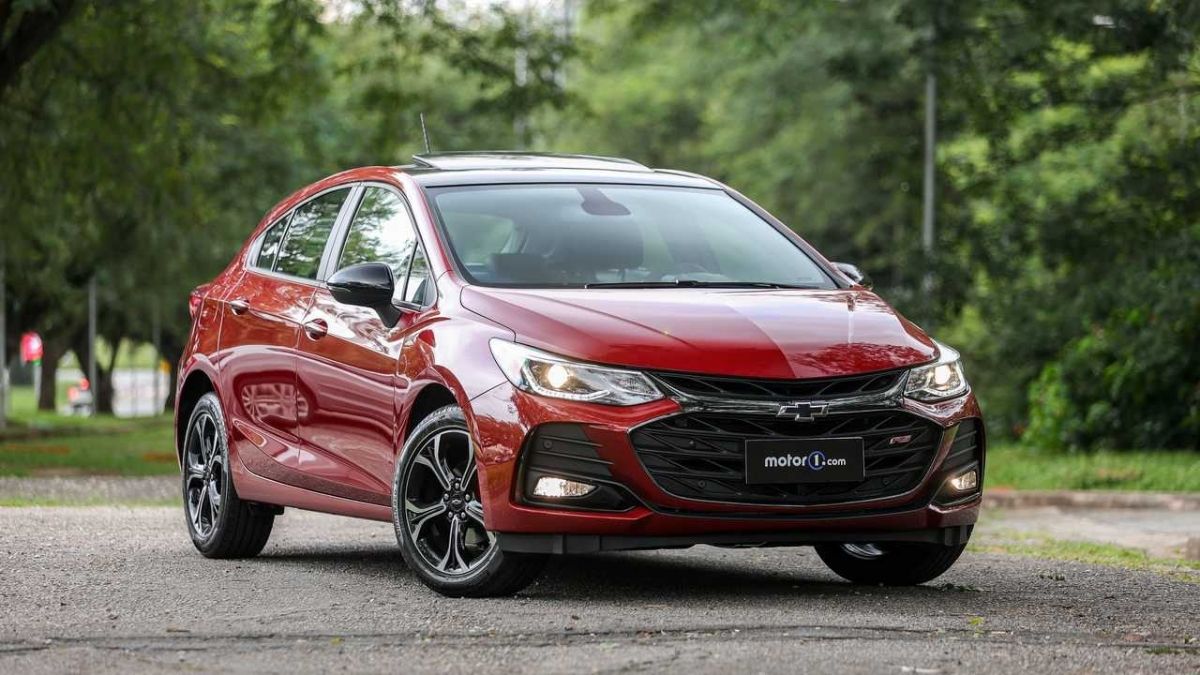 Cruze RS 2023 vermelho