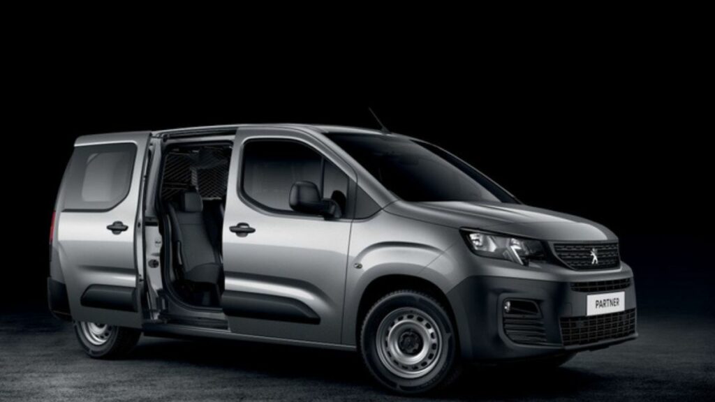 Lateral do Peugeot Partner 2023