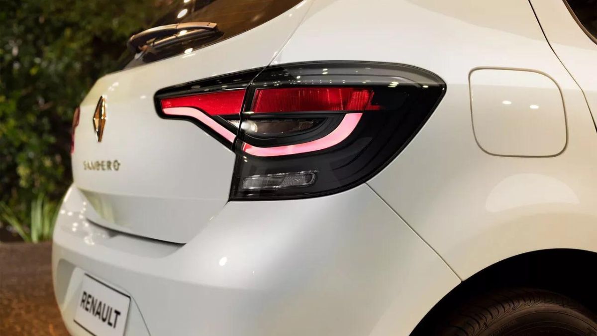 Lanterna do Sandero 2023