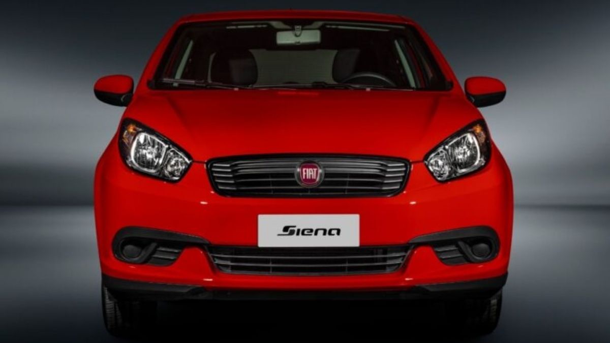 Grand Siena 2023 vermelho