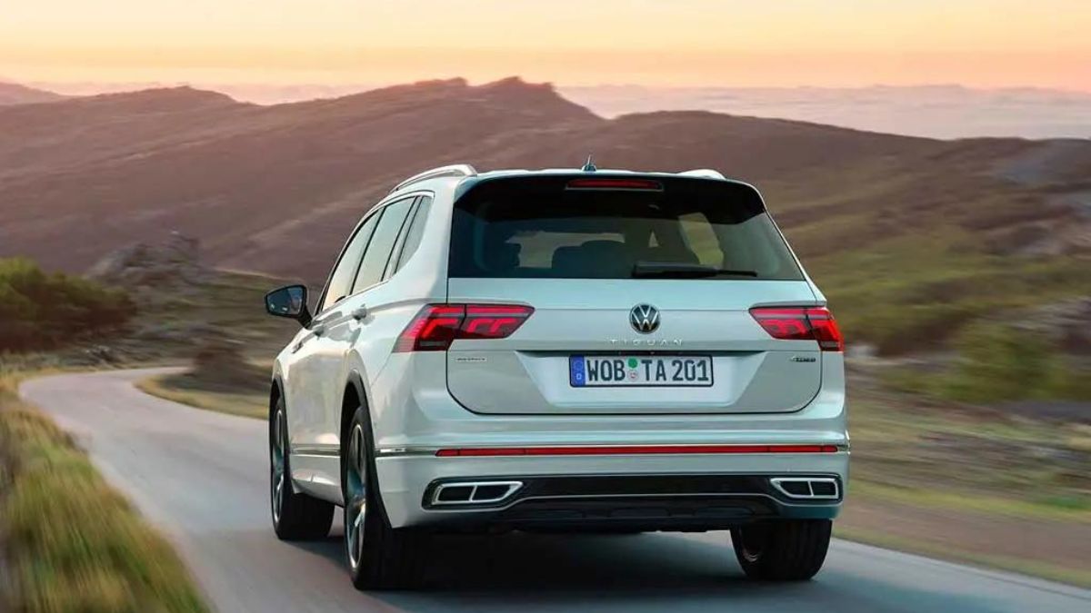 Traseira do Tiguan 2023 branco