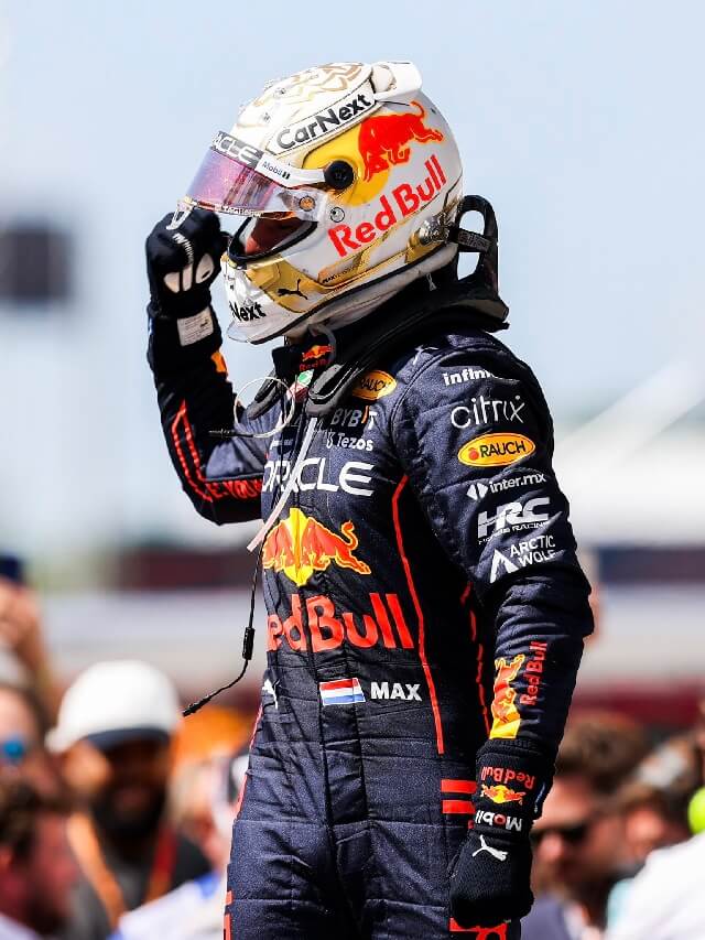 Foto frontal do vencedor Max Verstappen