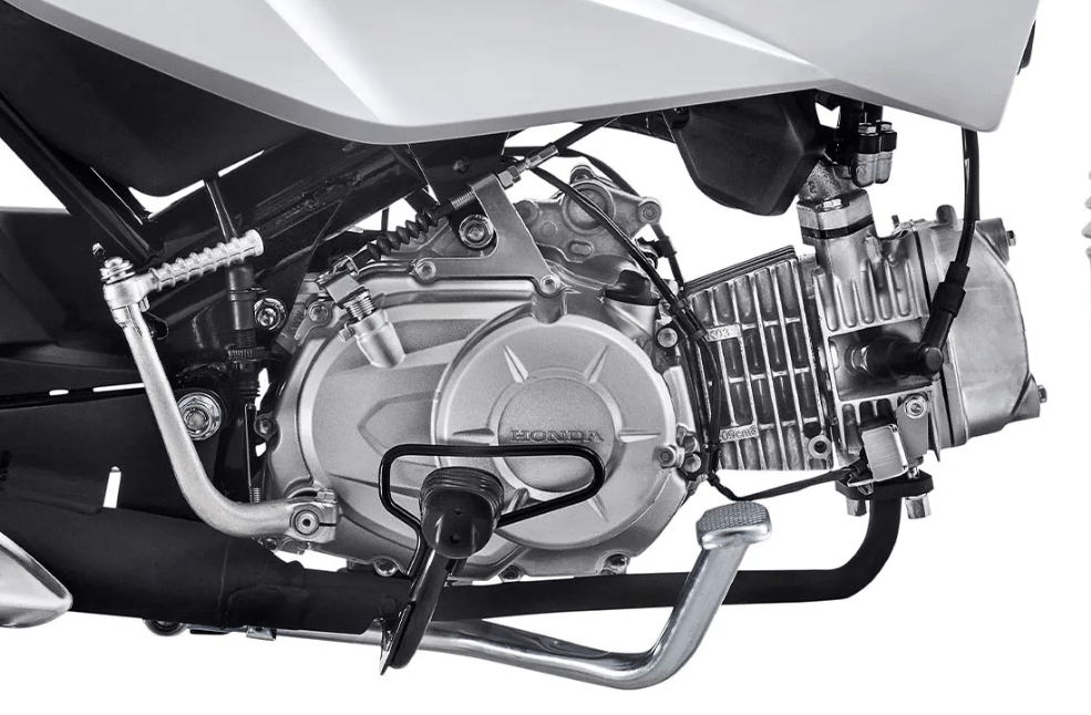 Foto do motor da POP 110i 2023