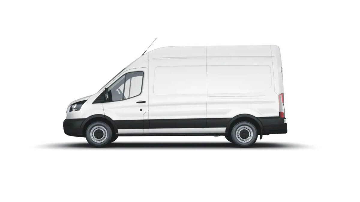 Foto lateral de uma Transit 2023 branca