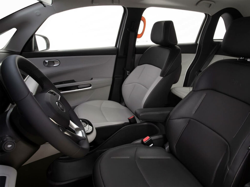 Foto interna do BYD D1 EV 2023