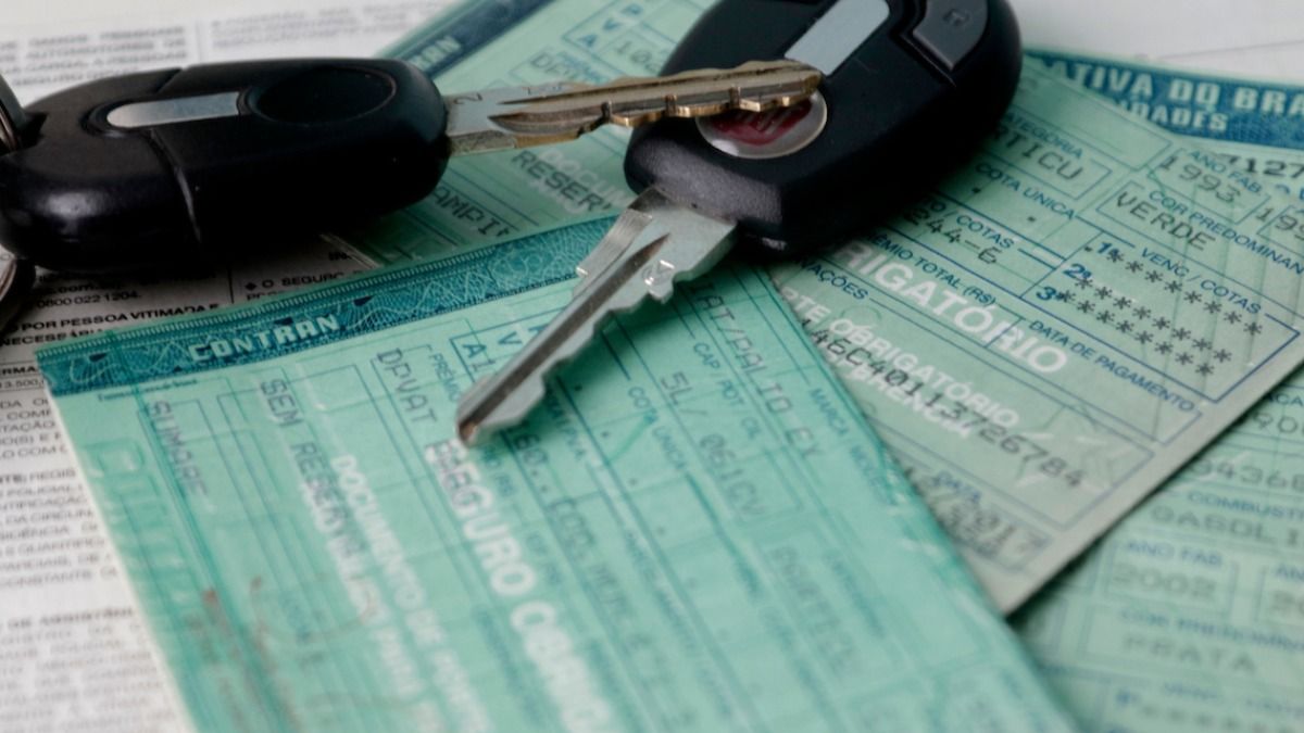 chave de carros e documentos