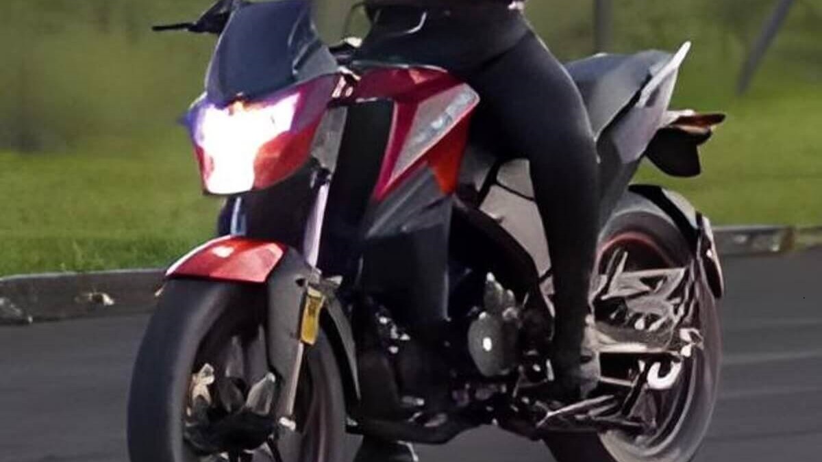 Foto de uma Shineray JEF 150 S