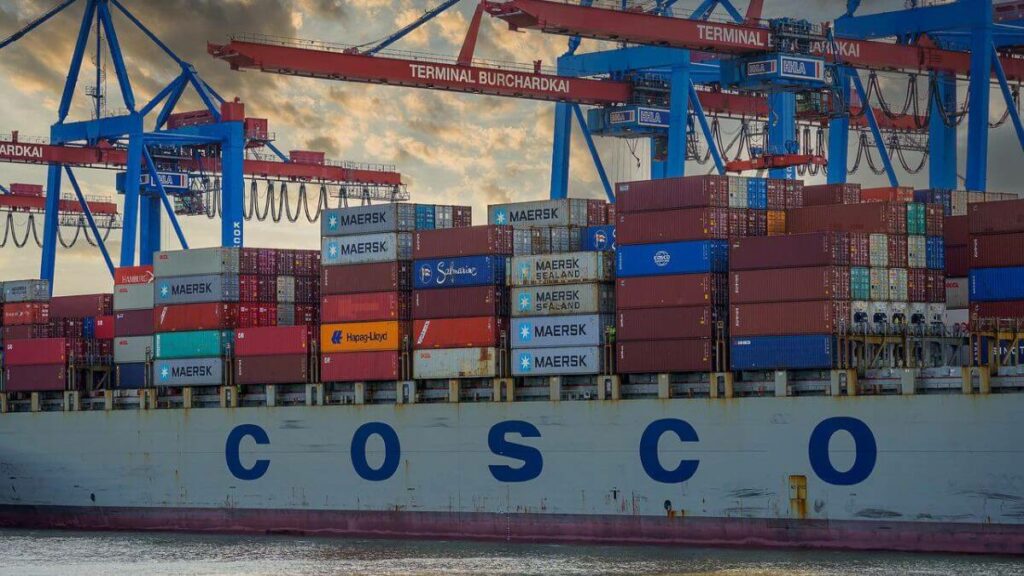 Importação de carros por navio