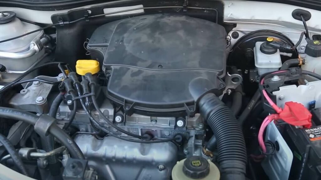 Ilustração de motor do carro com o motor de partida a frio