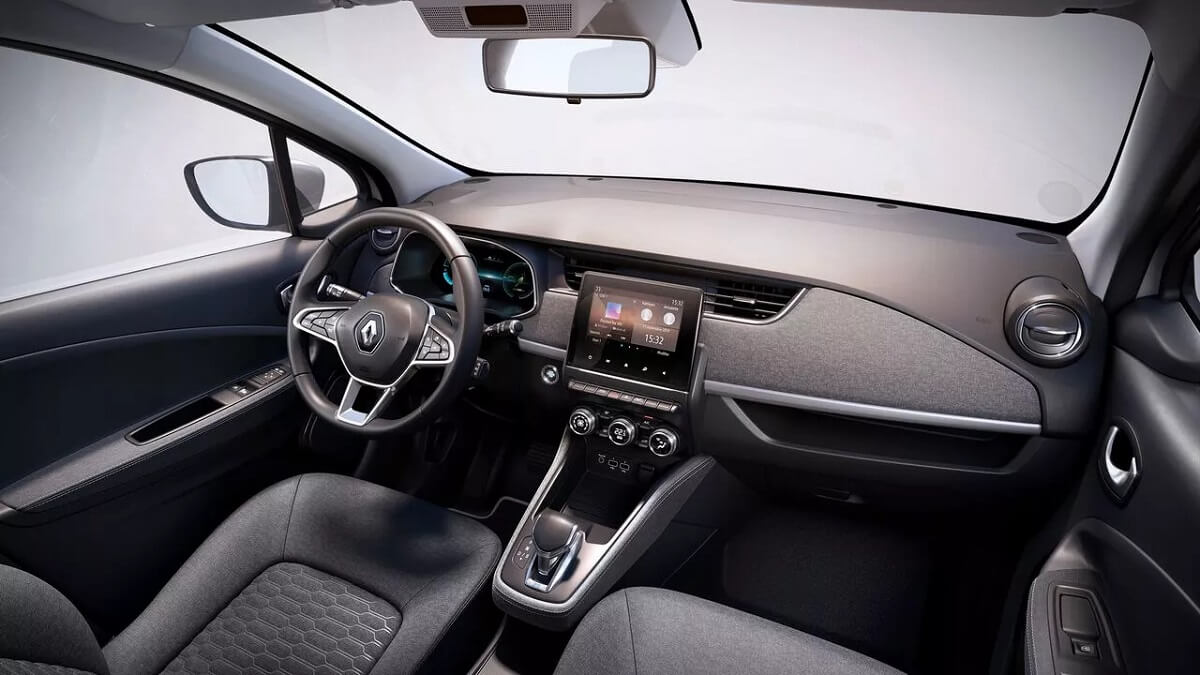 Foto do interior do veículo zoe 2023