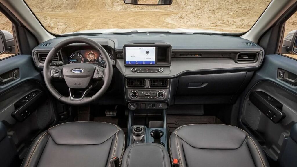 Foto do interior da Ford Maverick Tremor 2023 off-road