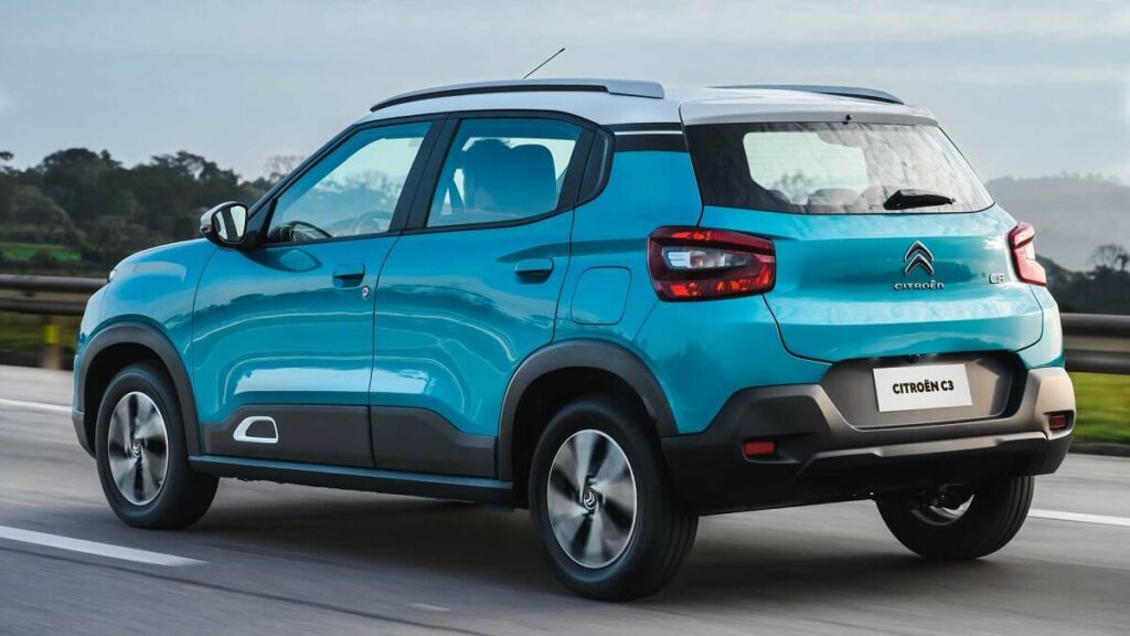 Foto traseira de um Citroën C3 2023