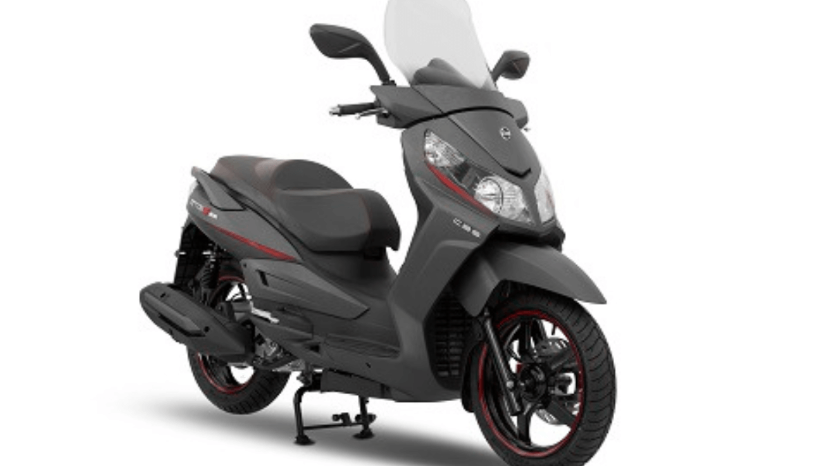 Citycom preta em diagonal.