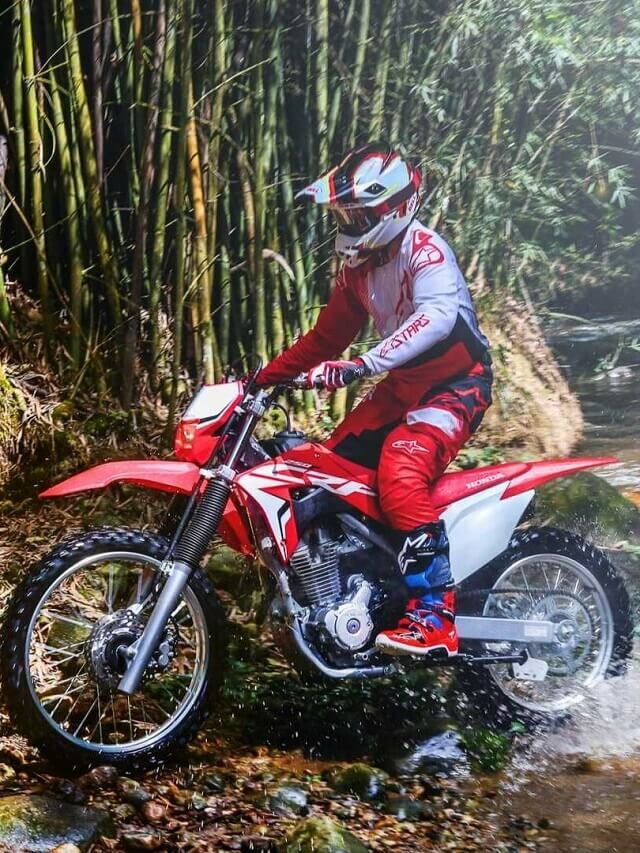 Imagens da nova Honda CRF 250 F 2023: Preço, Motor e mais
