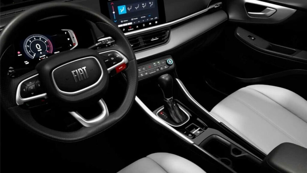 Foto do interior do Fiat Fastback 2023