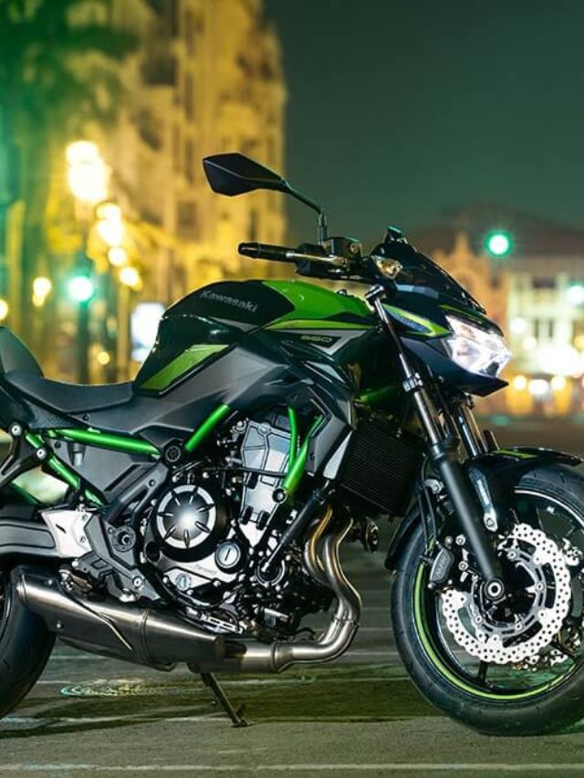 Lateral da Z650 2023 na cor verde.