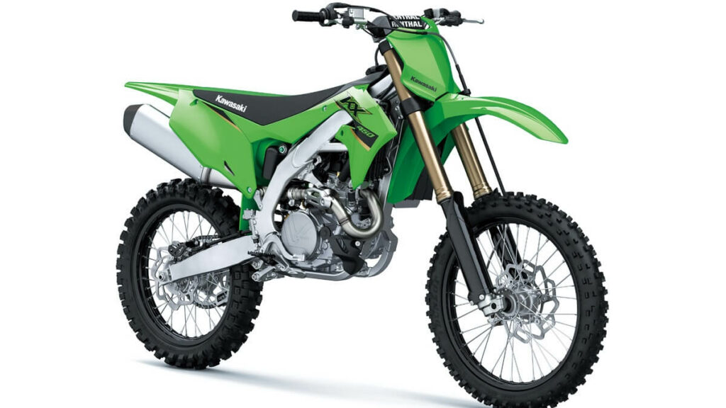 KX 450 verde lima, em diagonal.