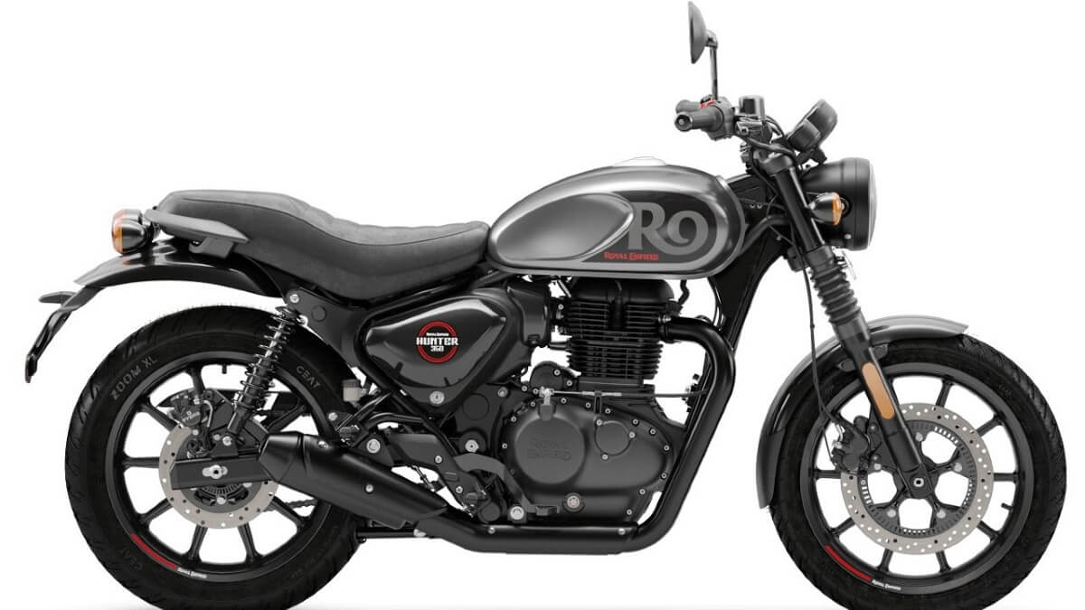 Foto lateral de uma Royal Enfield Hunter 350 2023