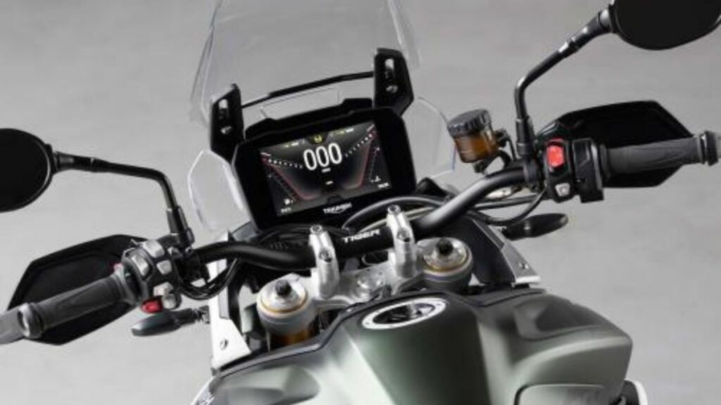 Tela da Tiger 900 2023.