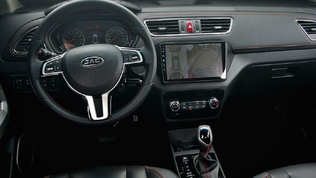 Painel multimidia do T40 2023.