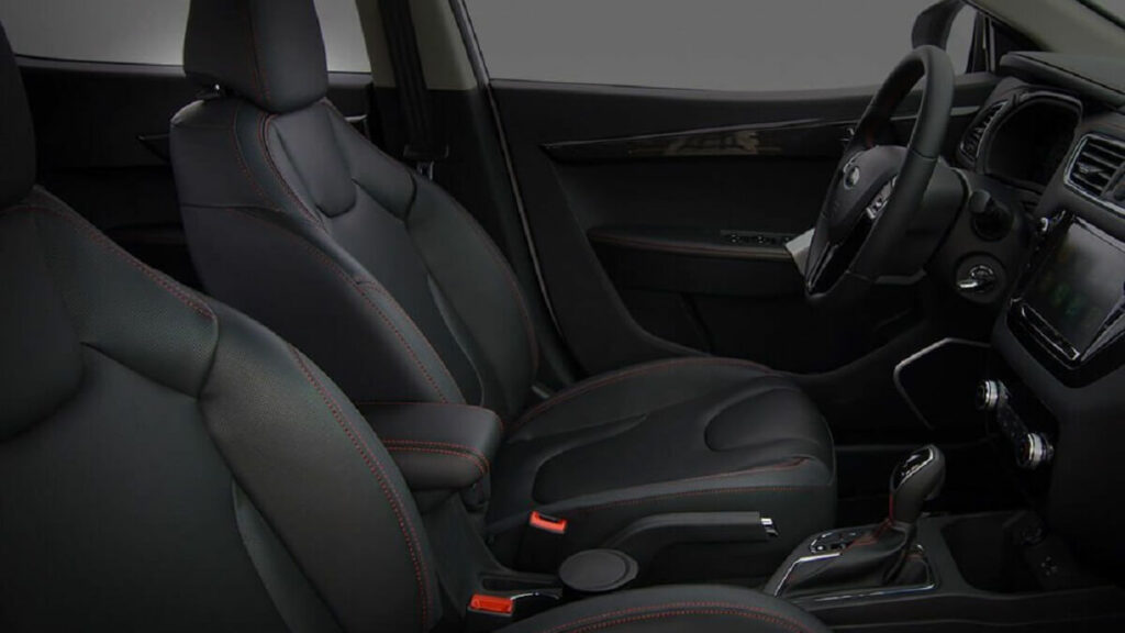 Interior do JAC T40 2023.