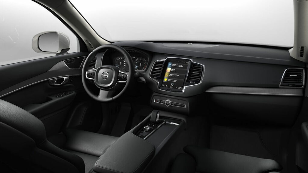 Interior do Volvo XC90 2023