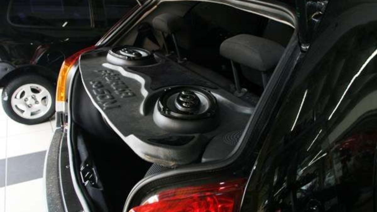 Como limpar auto falante