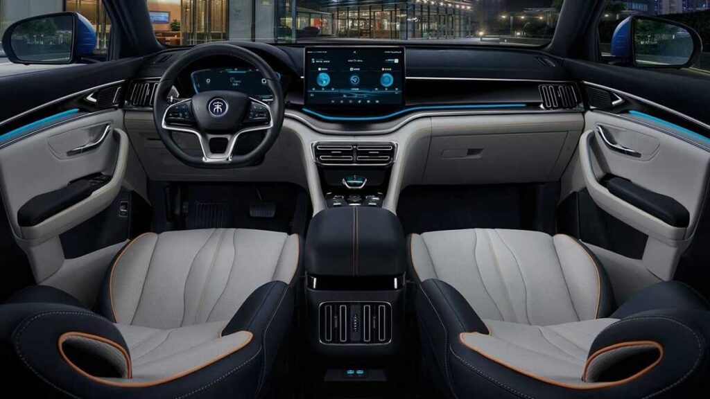 Foto do interior do Song Plus 2023
