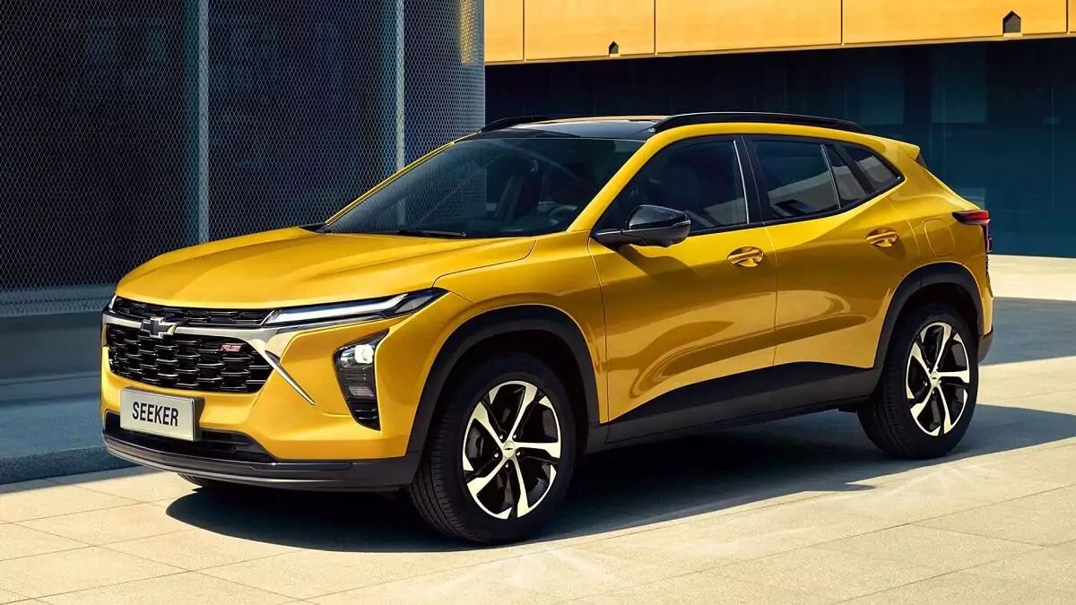 Foto de um Chevrolet Seeker 2023 amarelo