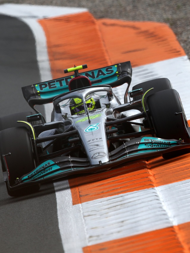 Foto de uma Mercedes correndo em Zandvoort