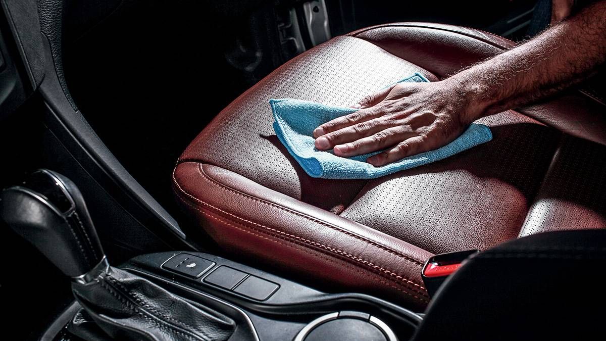 Limpar banco de couro