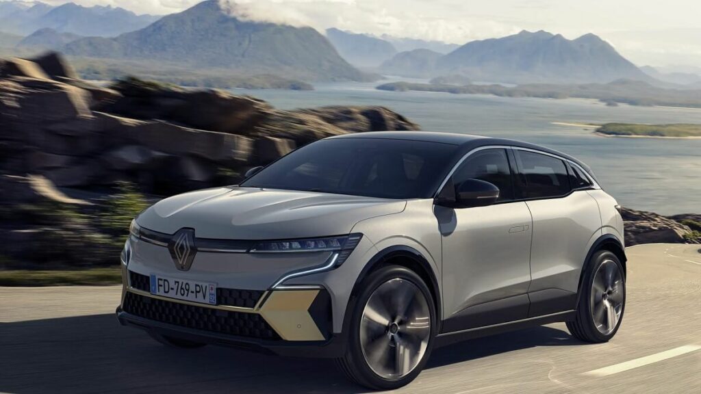 Foto de um SUV Renault Mégane-E-Tech