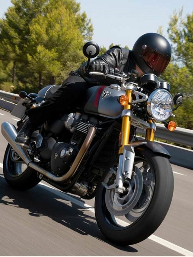 Detalhes da Triumph Thruxton RS 1200 2023: Fotos, Preço, Motor...
