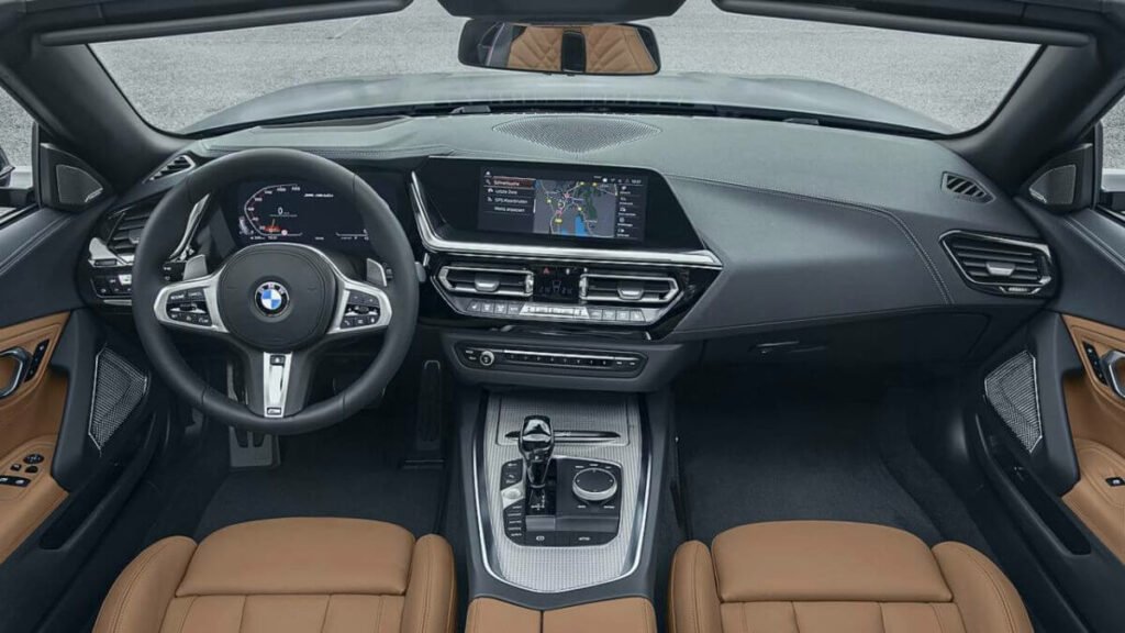 Painel da BMW Z4 2023.
