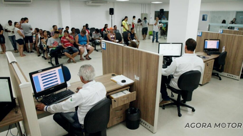 Atendimento do Detran ES.