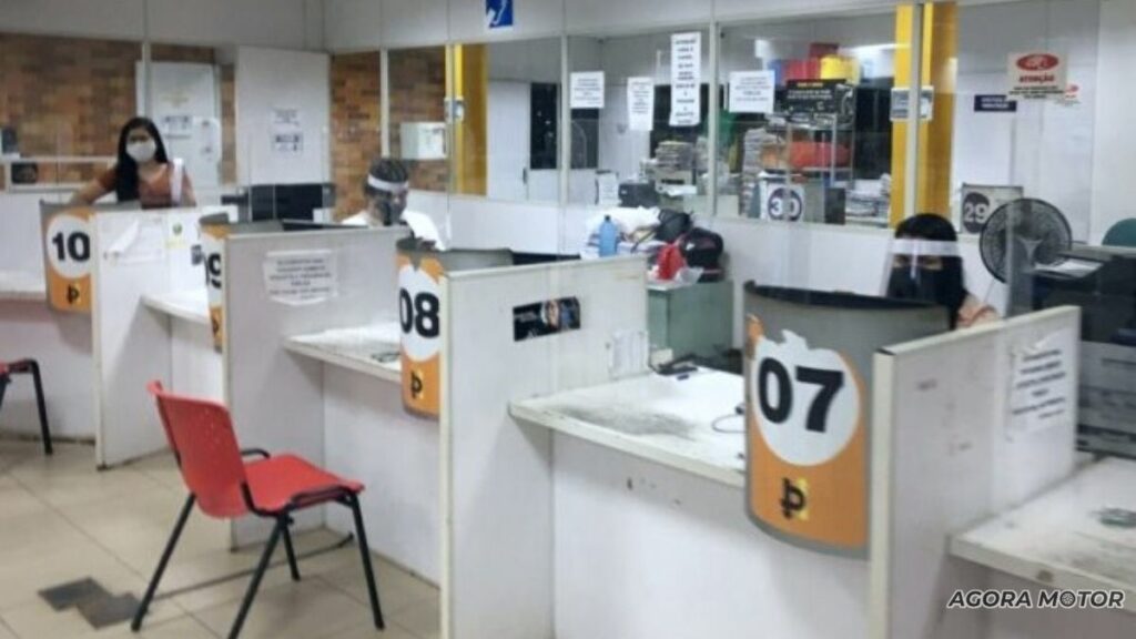 Atendimento do Detran.