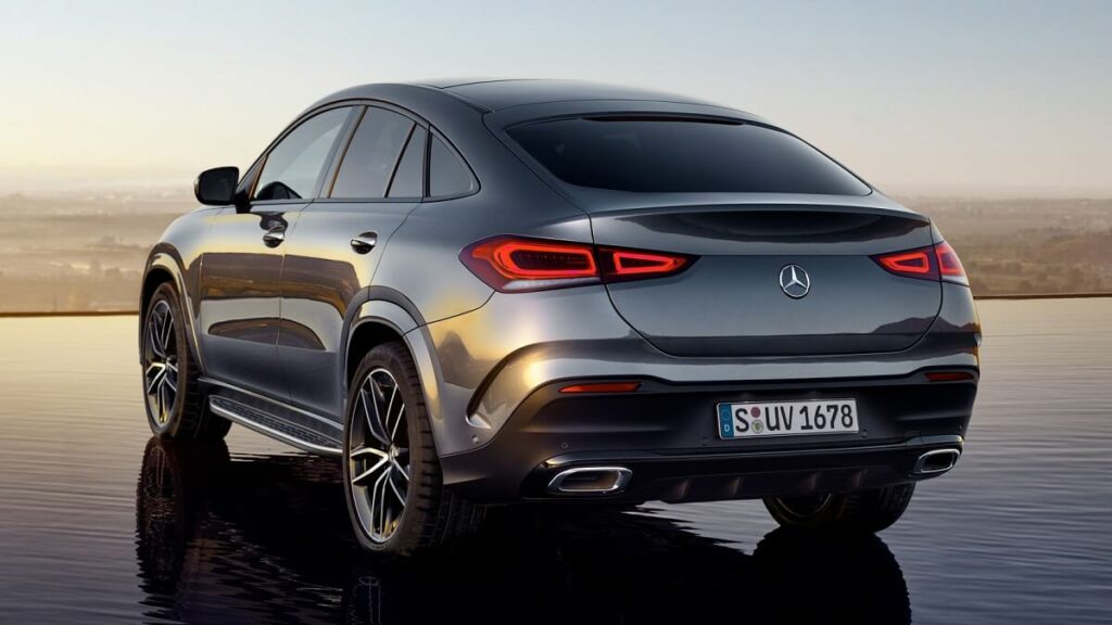 GlE com a traseira Coupé.