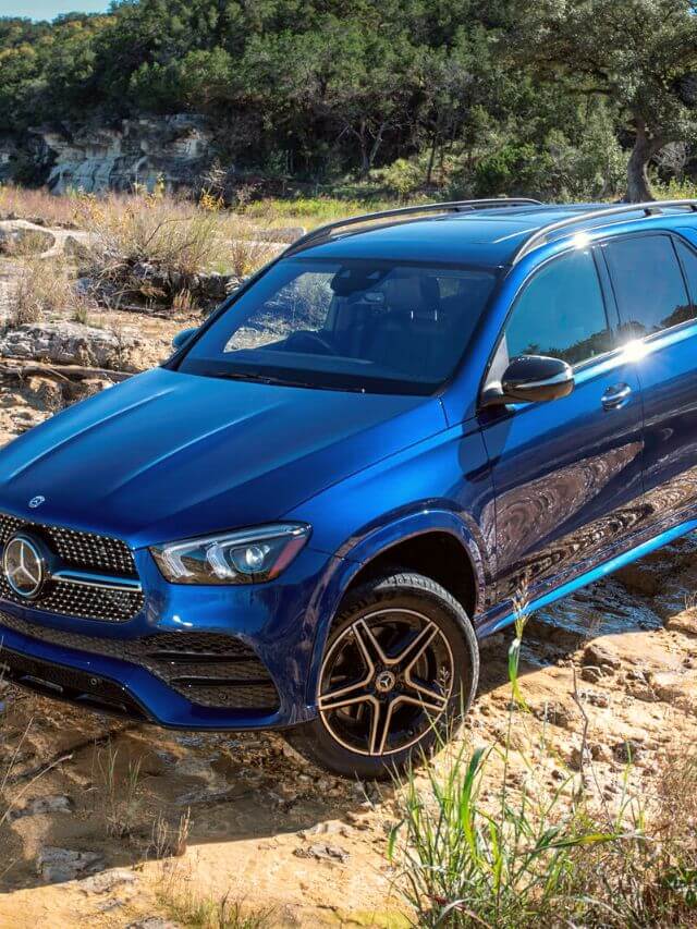 Mercedes GLE 2023 azul.