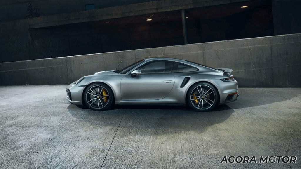 Porsche 911 Coupé.