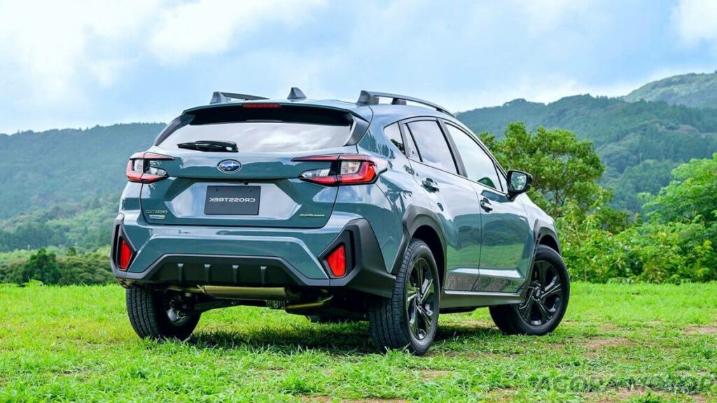 Traseira do Crosstrek 2023.