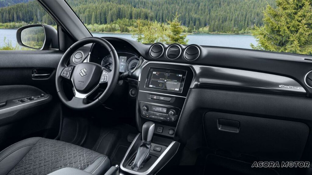 Interior do Vitara 2023.