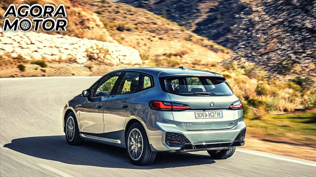 Foto da traseira da BMW Tourer