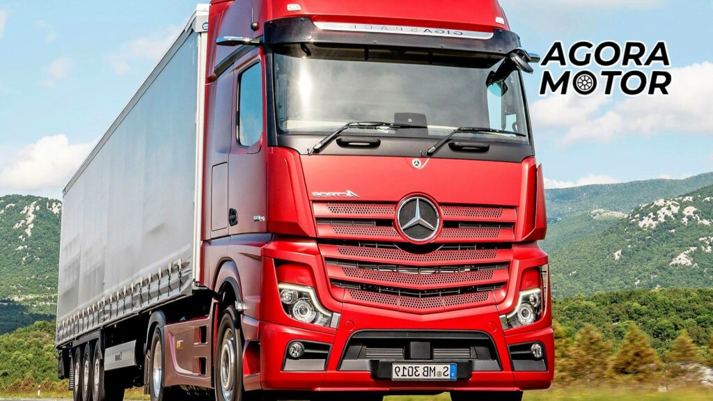 Foto de um Actros vermelho