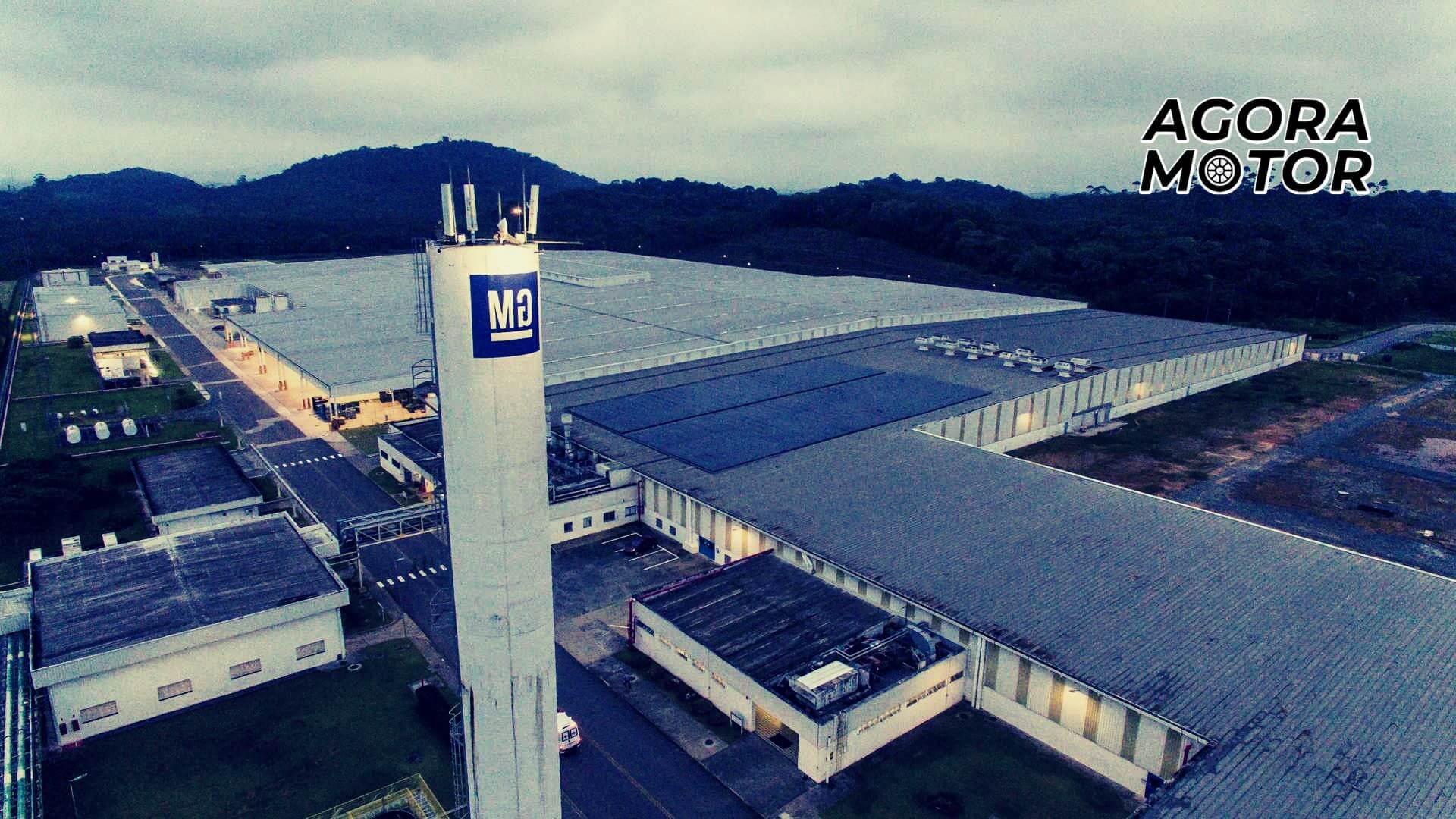 Foto do complexo de produção da GM em Joinville, o local produz motores para a Montana