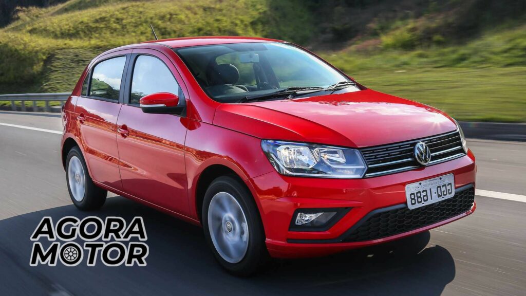 Foto de um Gol vermelho