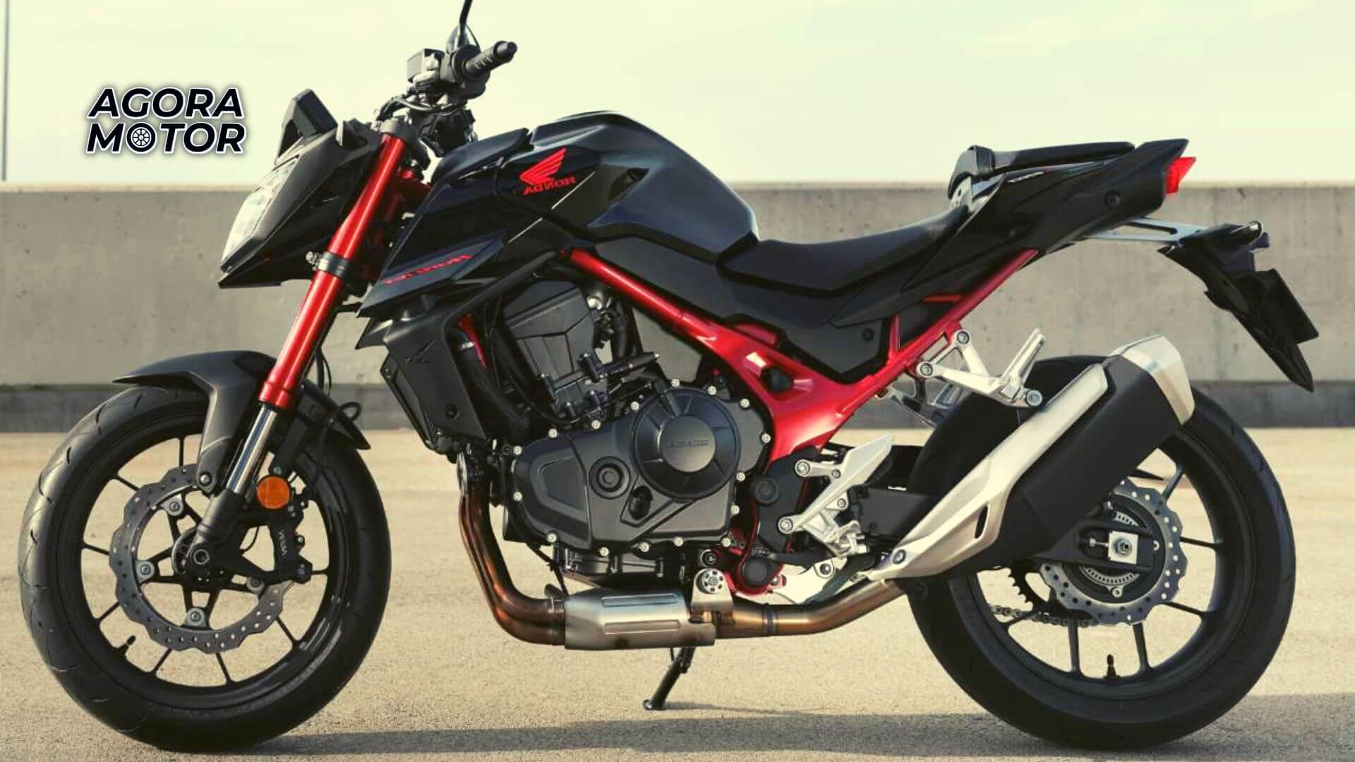 Foto de uma Honda CB 750 Hornet 2023