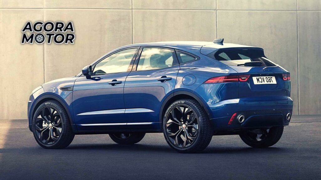 Foto lateral do Jaguar E-Pace 2023 azul escuro