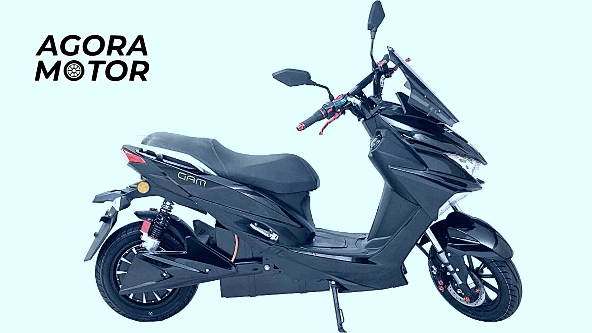 Foto lateral de uma Mad Urban de 50 cc