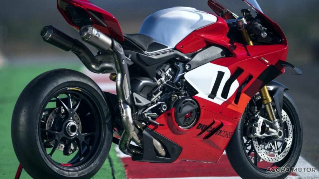 Panigale V4 R 2023.